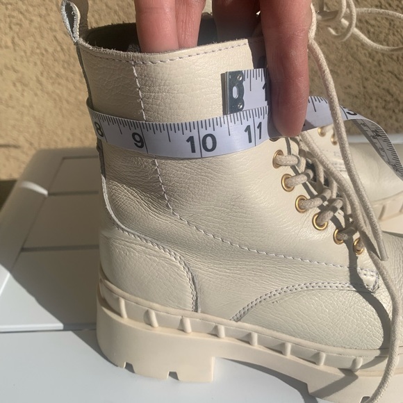 Vince Camuto white leather lug sole booties size 7 - Picture 13 of 16